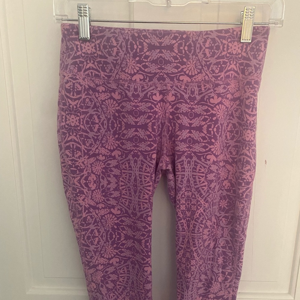Reebok capris size S